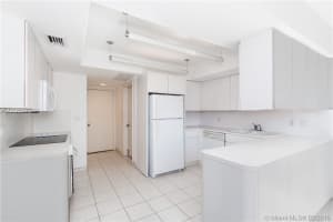 5660 Collins Ave #17a, Miami Beach, FL 33140, Sold 03/29/16