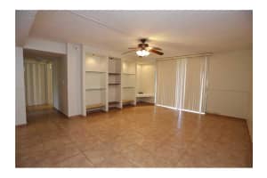 8615 NW 8th St, Miami, FL 33126, Sold 01/29/16