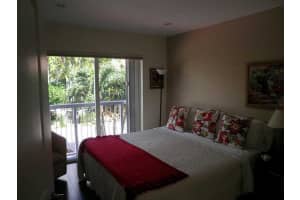3754 NE 209th Terrace, Miami, FL 33180, Sold 02/04/16