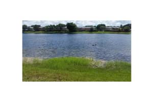 10680 NW 2nd St, Pembroke Pines, FL 33026, Sold 02/11/16