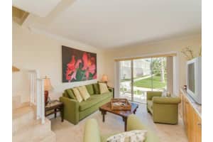 881 Ocean Dr, Key Biscayne, FL 33149, Sold 01/12/16