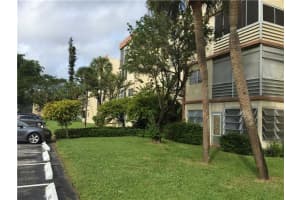 4045 NW 16th St, Lauderhill, FL 33313, Sold 01/04/16