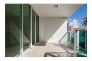 3201 NE 183rd St, Aventura, FL 33160, Sold 09/12/16