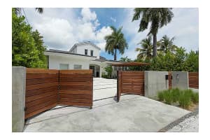 295 N Coconut Ln, Miami Beach, FL 33139, Sold 01/06/16