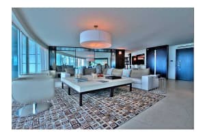 Add Building Entrance, 2127 Brickell Ave, Miami, FL 33129, Sold 08/05/16