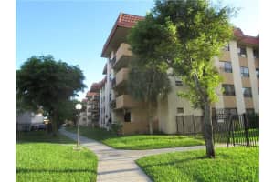 1121 SW 122nd Ave, Miami, FL 33184, Sold 12/28/15