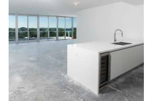 801 South Pointe Dr, Miami Beach, FL 33139, Sold 04/27/16