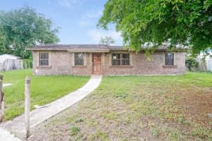 1765 SW 3rd Ct, Homestead, FL 33030, Sold 03/07/16