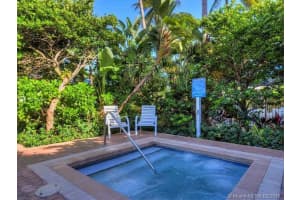 3610 Yacht Club Dr, Miami, FL 33180, Sold 03/30/16