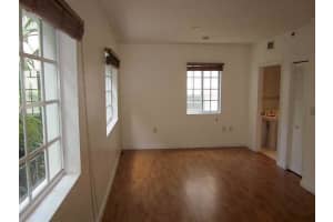 2129 Washington Ave, Miami Beach, FL 33139, Sold 02/18/16
