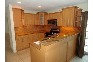 10124 NW 51st Terrace, Doral, FL 33178, Sold 04/06/16