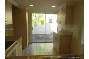 9426 Oakburst Ln B4, Tamarac, FL 33321, Sold 04/01/16