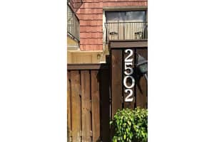 2502 SW 15th St, Deerfield Beach, FL 33442, Sold 02/02/16