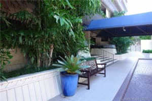 2901 S Bayshore Dr, Miami, FL 33133, Sold 04/25/16