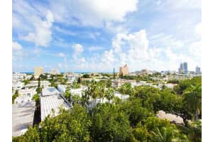 1020 Meridian Ave, Miami Beach, FL 33139, Sold 01/26/16