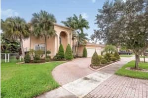 2301 SW 185th Ave, Miramar, FL 33029, Sold 04/11/16