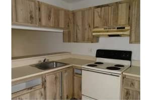 4124 Lakeside Dr, Tamarac, FL 33319, Sold 02/01/16