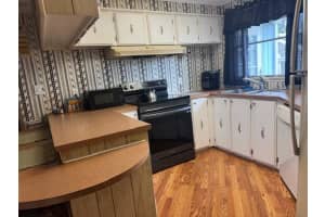 1065 Echo Avenue, Moore Haven, FL 33471 - MLS#B26000007