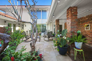 4210 Casper Court, Hollywood, FL 33021 - MLS#B26000022