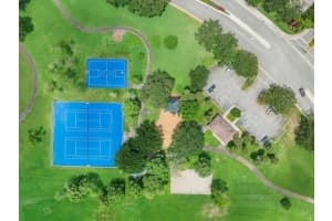 10700 14th Street, Plantation, FL 33322 - MLS#B26000043