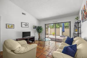 257 Pleasant Wood Drive, Wellington, FL 33414 - MLS#B26000050