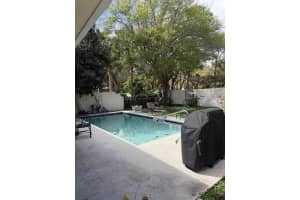 217 Tall Oaks Circle, Palm Beach Gardens, FL 33410 - MLS#B26000064