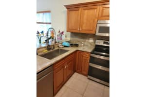 10714 Kasmir Court, Boynton Beach, FL 33437 - MLS#B26000105