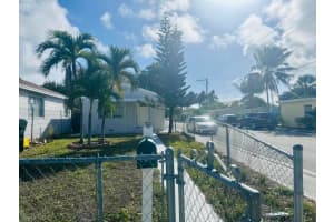 602 D Street, Lake Worth Beach, FL 33460 - MLS#B26000115