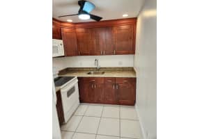 600 Village Green 108, Palm Springs, FL 33461, Palm Springs, FL 33461 - MLS#B26000119