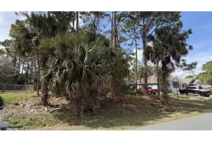290 Deeyan Ave Avenue, Palm Bay, FL 32907 Sold 04/20/26