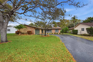 8611 NW 29th, Coral Springs, FL 33065, Coral Springs, FL 33065 - MLS#B26000134