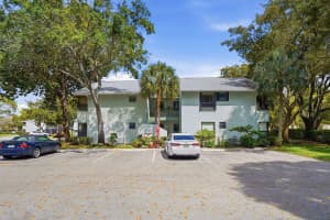 4045 Carambola Circle, Coconut Creek, FL 33066 - MLS#B26000198