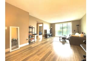 919 Hillcrest Drive, Hollywood, FL 33021 - MLS#B26000209