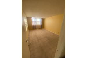 480 Executive Center Drive, West Palm Beach, FL 33401 - MLS#B26000215