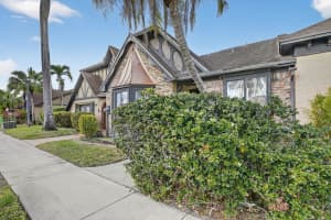 8957 44th Court, Sunrise, FL 33351 - MLS#B26000262