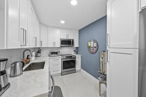 10137 40th Way, Boynton Beach, FL 33436 - MLS#B26000263