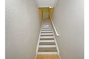 140 SW Peacock SW 21-204, Port St. Lucie, FL 34986, Port Saint Lucie, FL 34986 - MLS#B26000264