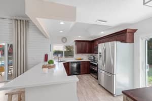 1872 109th Avenue, Plantation, FL 33322 - MLS#B26000276