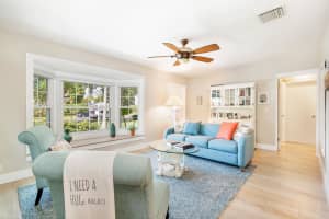 246 Forest Hill, West Palm Beach, FL 33405, West Palm Beach, FL 33405 - MLS#B26000345