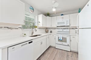 2929 SE Ocean 129-10, Stuart, FL 34996, Stuart, FL 34996 - MLS#B26000362