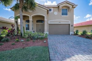 2924 Chatham Lane, Port Saint Lucie, FL 34953 - MLS#B26000370