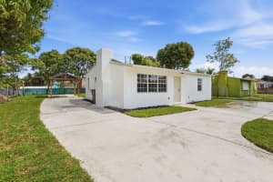 2312 Redwood Road, West Palm Beach, FL 33409 - MLS#B26000390