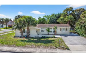 371 W 34th, Riviera Beach, FL 33404, Riviera Beach, FL 33404 - MLS#B26000398
