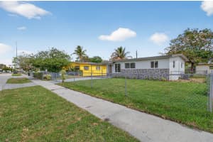 1770 26th Avenue, Fort Lauderdale, FL 33311 - MLS#B26000427