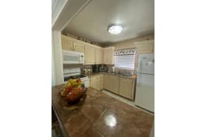 715 Lori 302, Palm Springs, FL 33461, Palm Springs, FL 33461 - MLS#B26000462