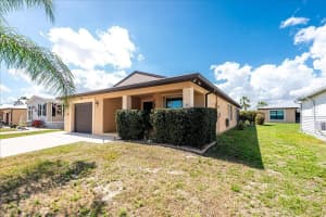 44 Grande Vista Way, Port Saint Lucie, FL 34952 - MLS#B26000486