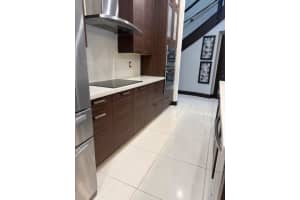 8810 NW 155th Ter, Miami Lakes, FL 33018, Miami Lakes, FL 33018 - MLS#B26000582