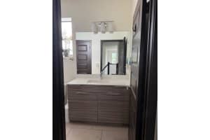 8810 NW 155th Ter, Miami Lakes, FL 33018, Miami Lakes, FL 33018 - MLS#B26000582