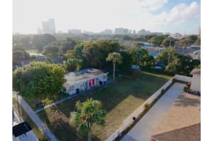 1120 9th Street, West Palm Beach, FL 33401 - MLS#B26000597