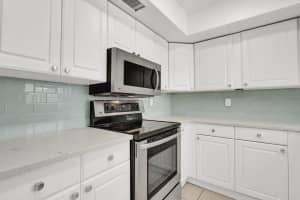 10249 Military Trail, Palm Beach Gardens, FL 33410 - MLS#B26000598